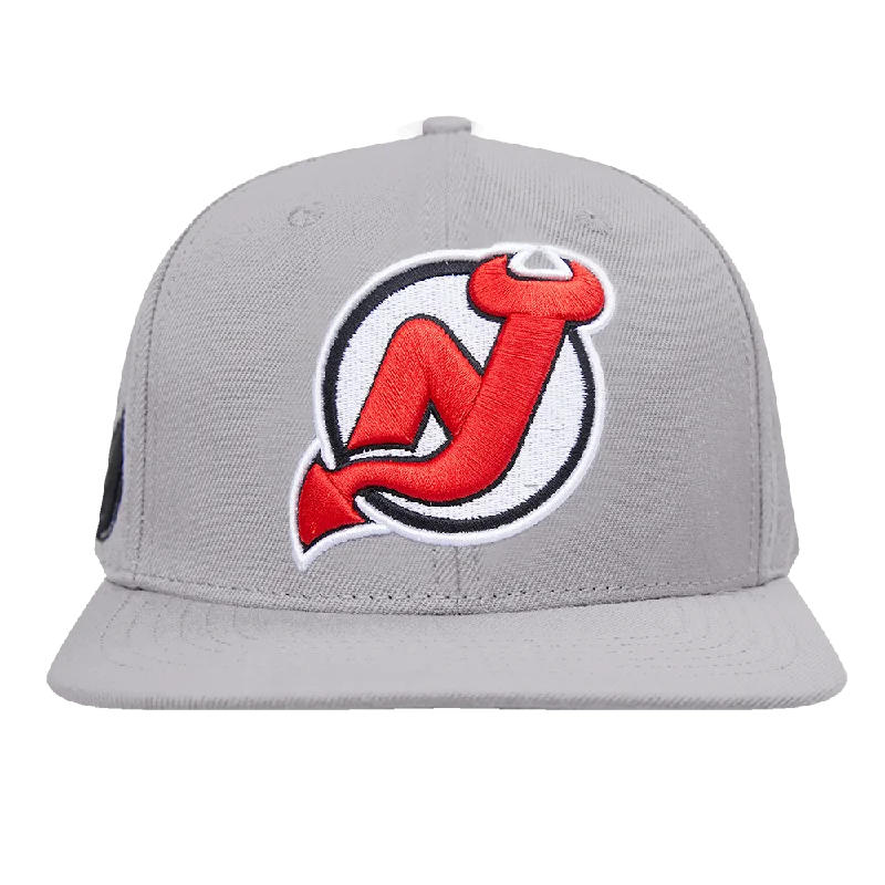 GORRA SNAPBACK NHL NEW JERSEY DEVILS CLASSIC LOGO Chic Jersey Tee