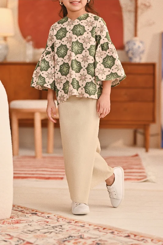 The Titi Folded Skirt - Khaki cashmere skirt fine