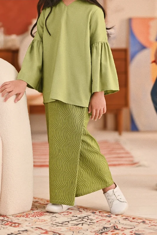 The Titi Folded Skirt - Olive Grove summer skirt style