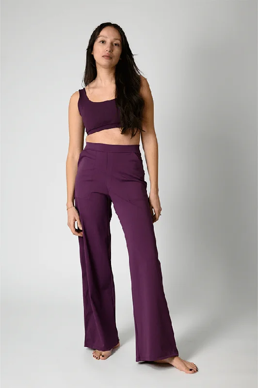 Ultimate Trouser in Mulberry Trousers Top Rated