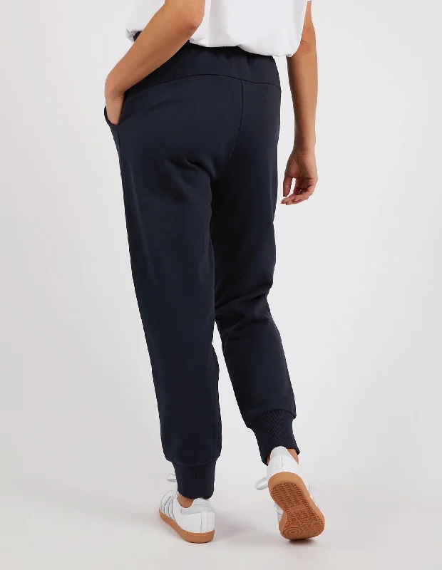 Foxwood Medalion Track Pant