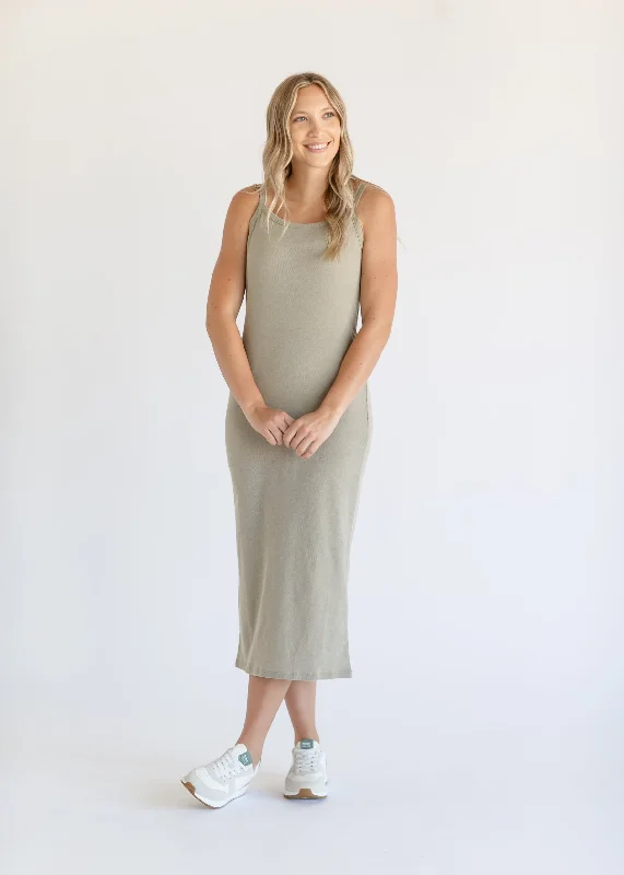 Knit Sleeveless Midi Dress