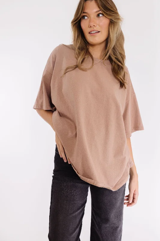 Jackson Tee in Mocha