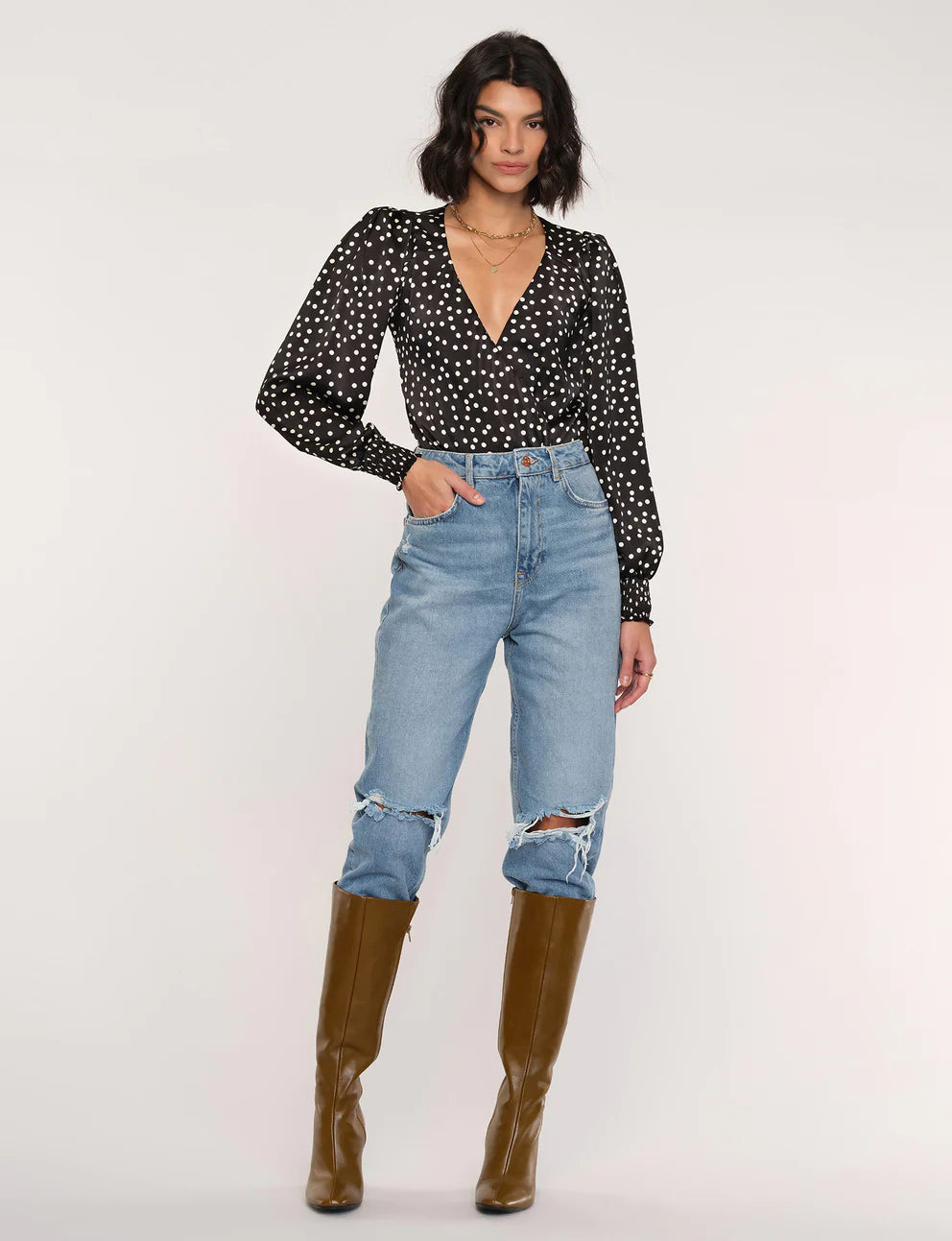 INEZ BODYSUIT Elegant Bodysuit with Floral Embroidery