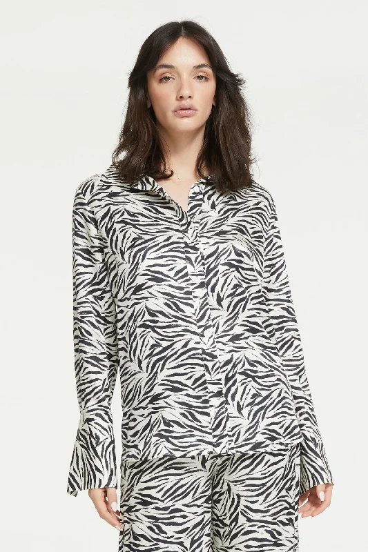 Zafina Shirt Zippered Front Buttoned Front Snap Front